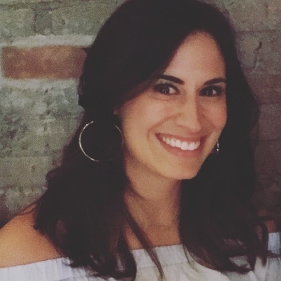 Meet your Posher, Sarah - Picture 1 of 1